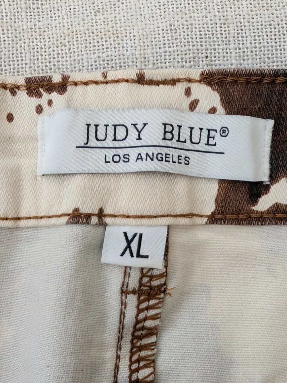 Judy Blue Women's Brown & White Cow Print Shorts Size XL